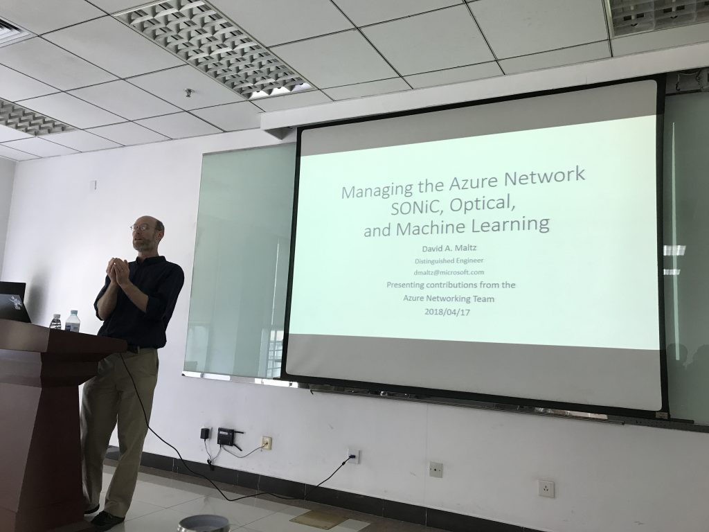 On Apr. 17th, we hosted the visit of Dr. David A. Maltz, who leads Azure’s Physical Network team at Microsoft.